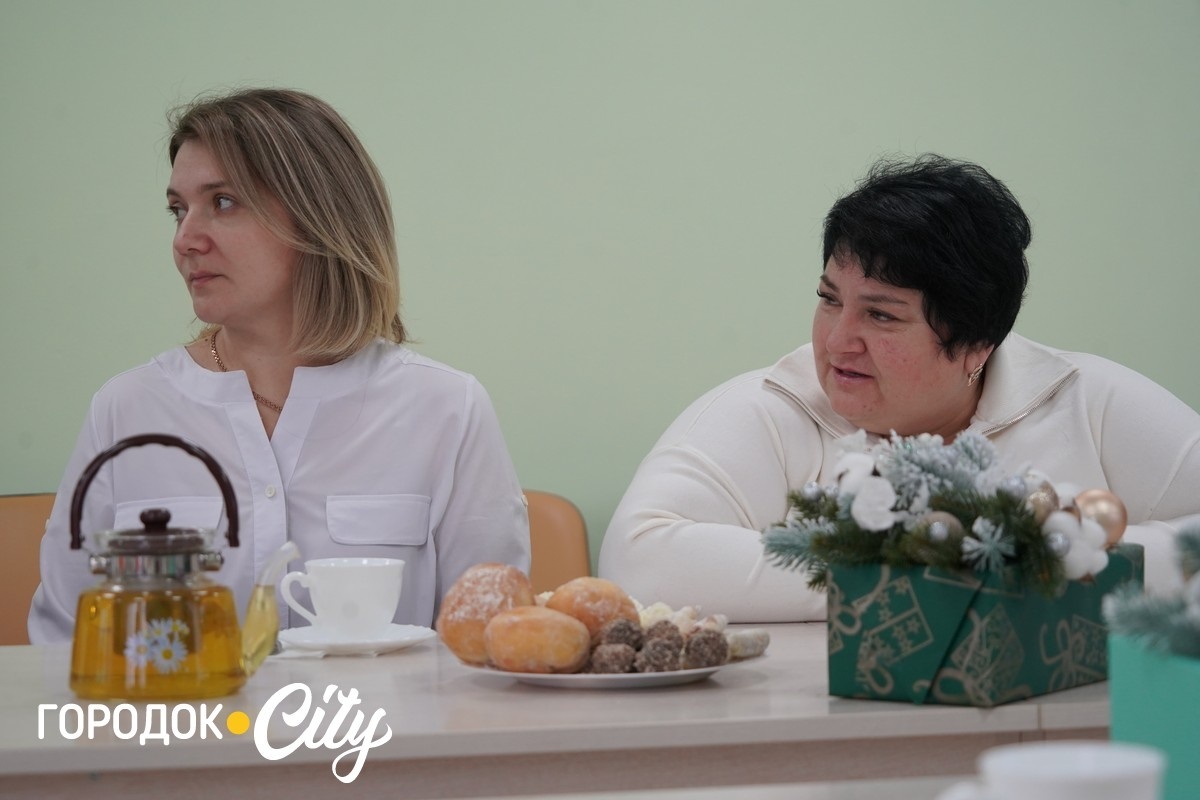 Різдвяна зустріч молоді з керівництвом громади: школярі Городка презентували ідеї розвитку