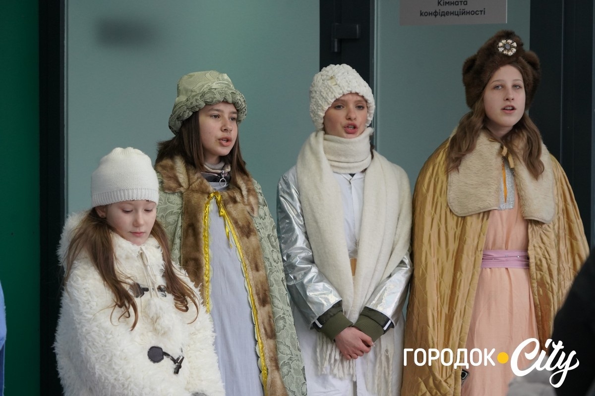 Різдвяна коляда мандрує Городоччиною: традиція, що єднає громаду