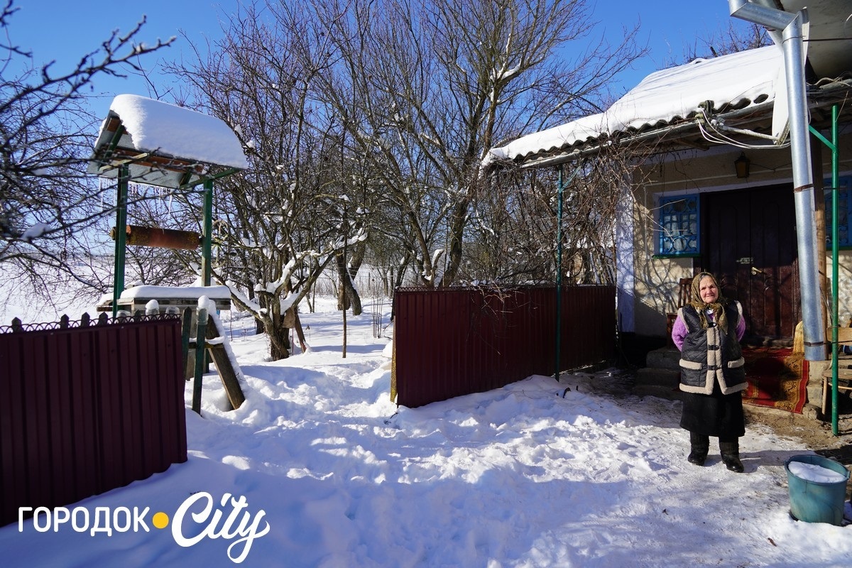 «Моторна бабуся»: найстарша жителька села Стара Пісочна Лідія Шалашова відзначила 95-річчя