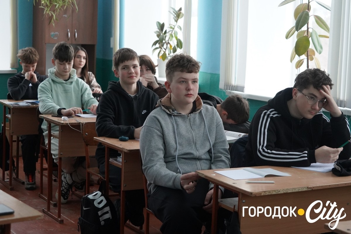 Навчання у морози та блекаут: як розпочався другий семестр на Городоччині