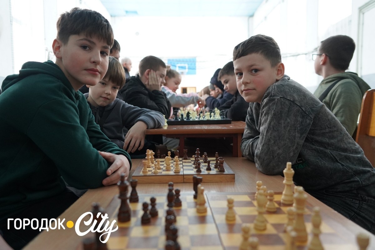 Інтелектуальні баталії за швейцарською системою: у Городку відбувся шаховий турнір