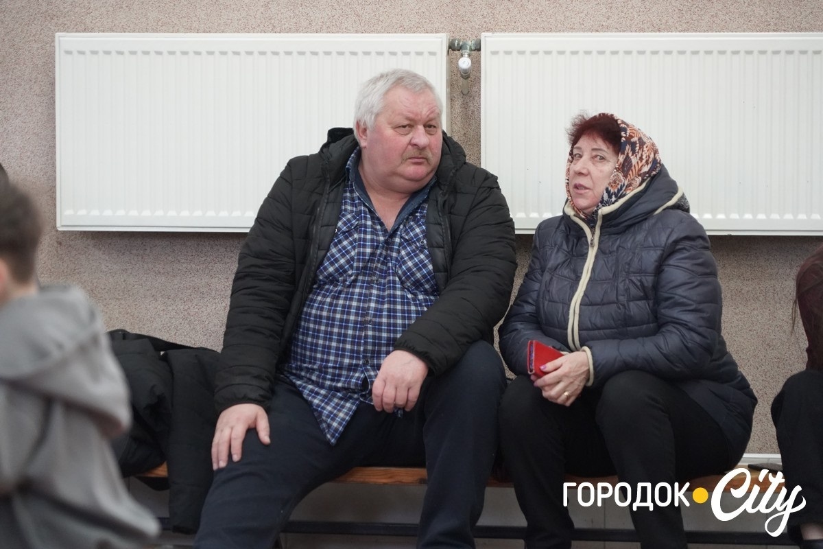 З любов’ю до спорту: у День закоханих у Городку відбулися обласні змагання з пауерліфтингу