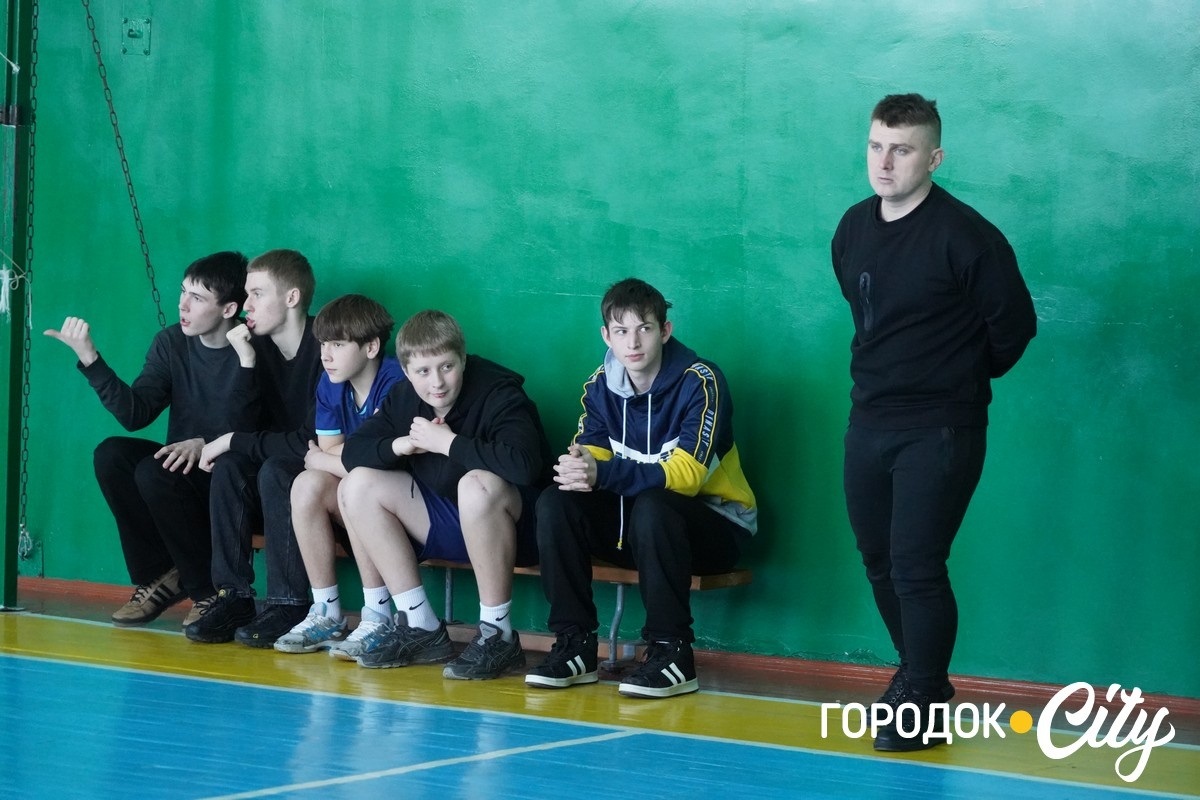 У Городку визначилися найсильніші волейбольні команди «Пліч-о-пліч. Всеукраїнські шкільні ліги»