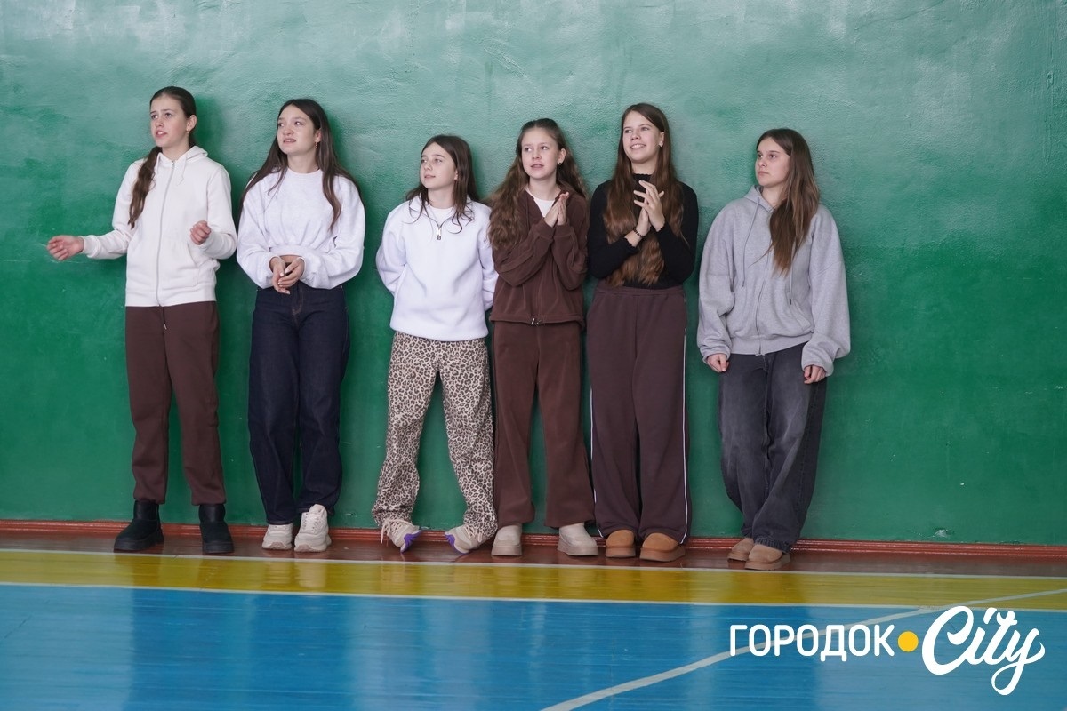 У Городку визначилися найсильніші волейбольні команди «Пліч-о-пліч. Всеукраїнські шкільні ліги»