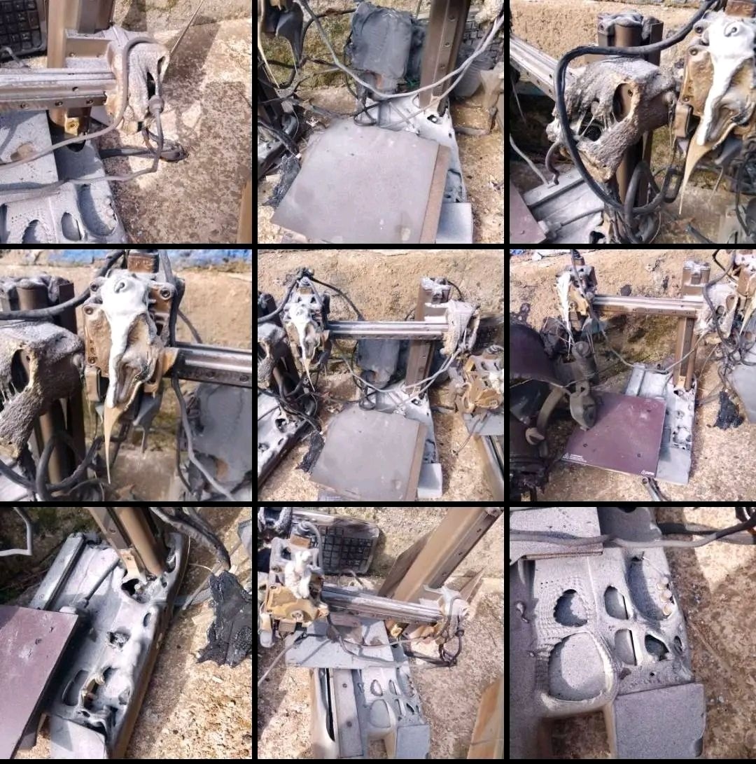 Наслідки пожежі в майстерні волонтера.