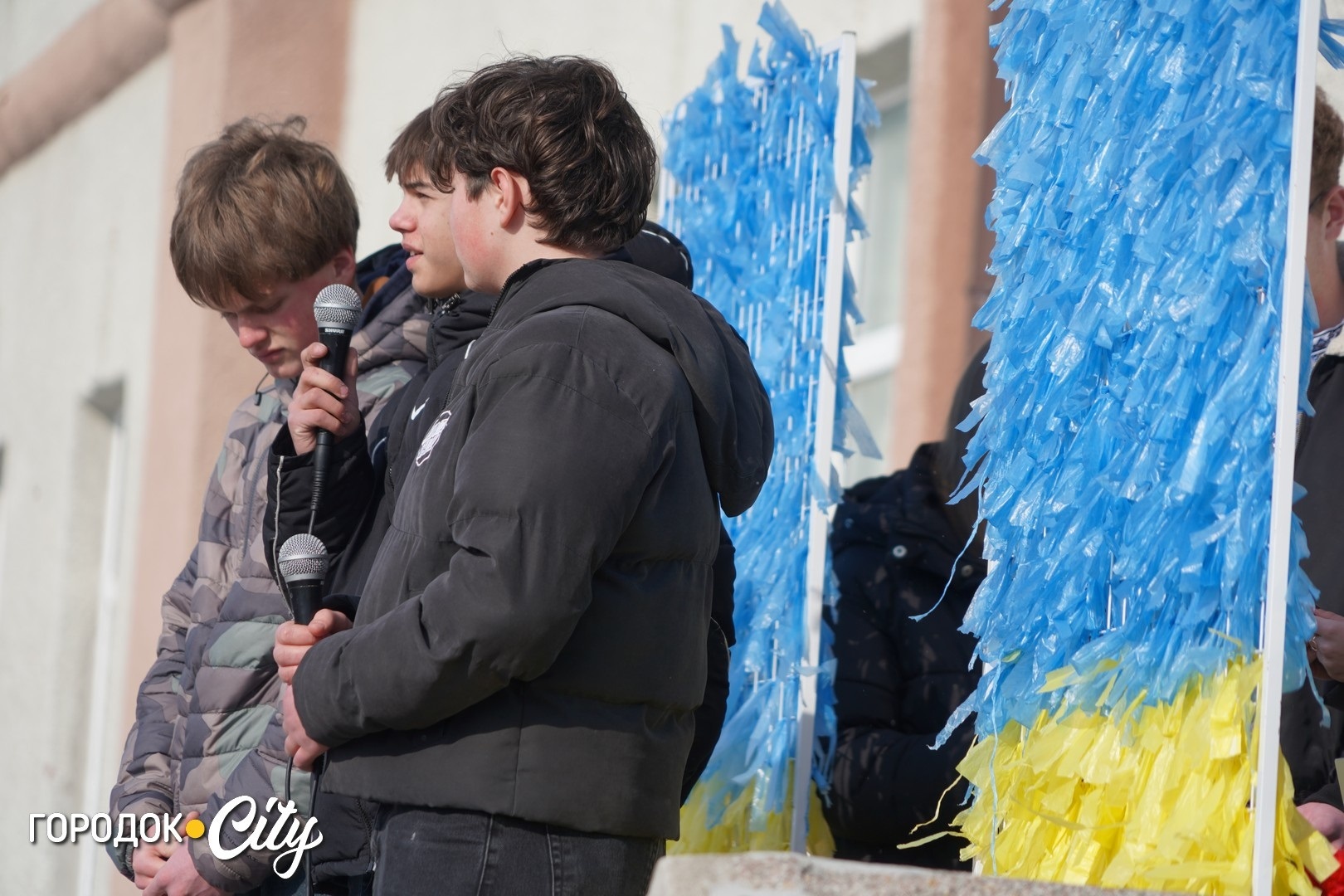Ангели пам’яті: Городоцький ліцей №1 вшанував перших полеглих битви, що триває