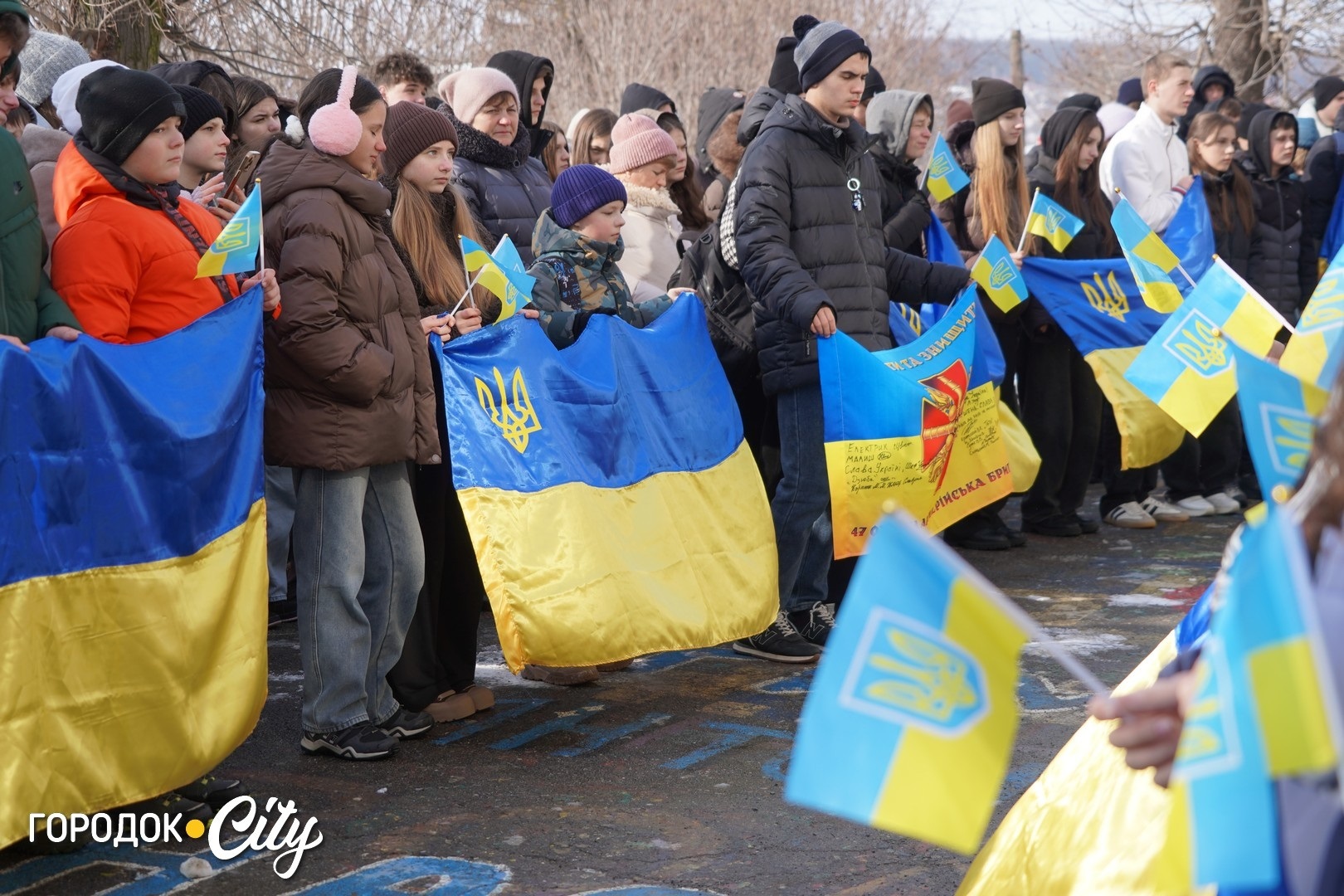Ангели пам’яті: Городоцький ліцей №1 вшанував перших полеглих битви, що триває