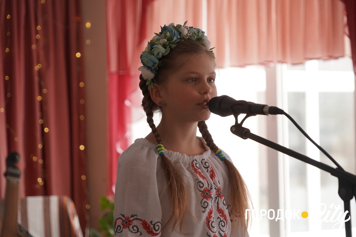У Городку визначили найкращих читців творів Шевченка: хто представлятиме громаду в області