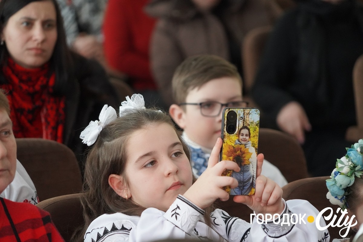 У Городку визначили найкращих читців творів Шевченка: хто представлятиме громаду в області