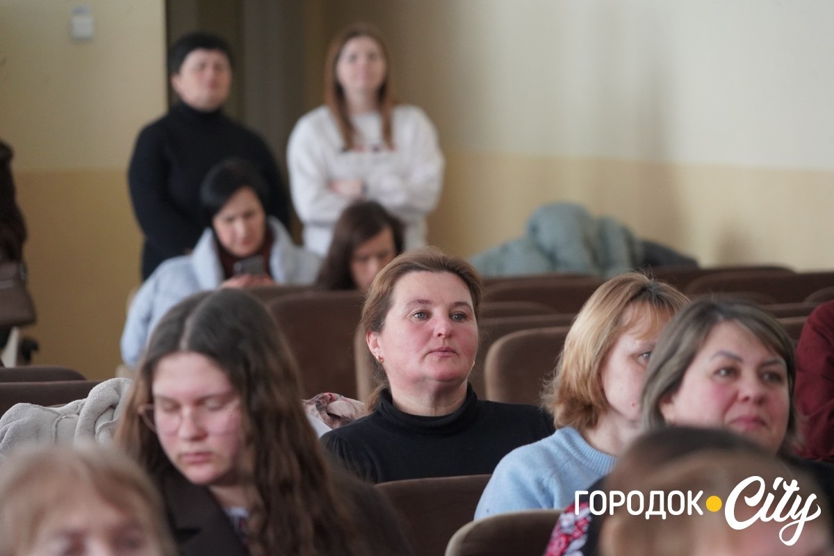 У Городку визначили найкращих читців творів Шевченка: хто представлятиме громаду в області