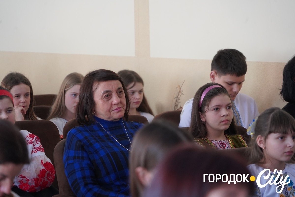 У Городку визначили найкращих читців творів Шевченка: хто представлятиме громаду в області