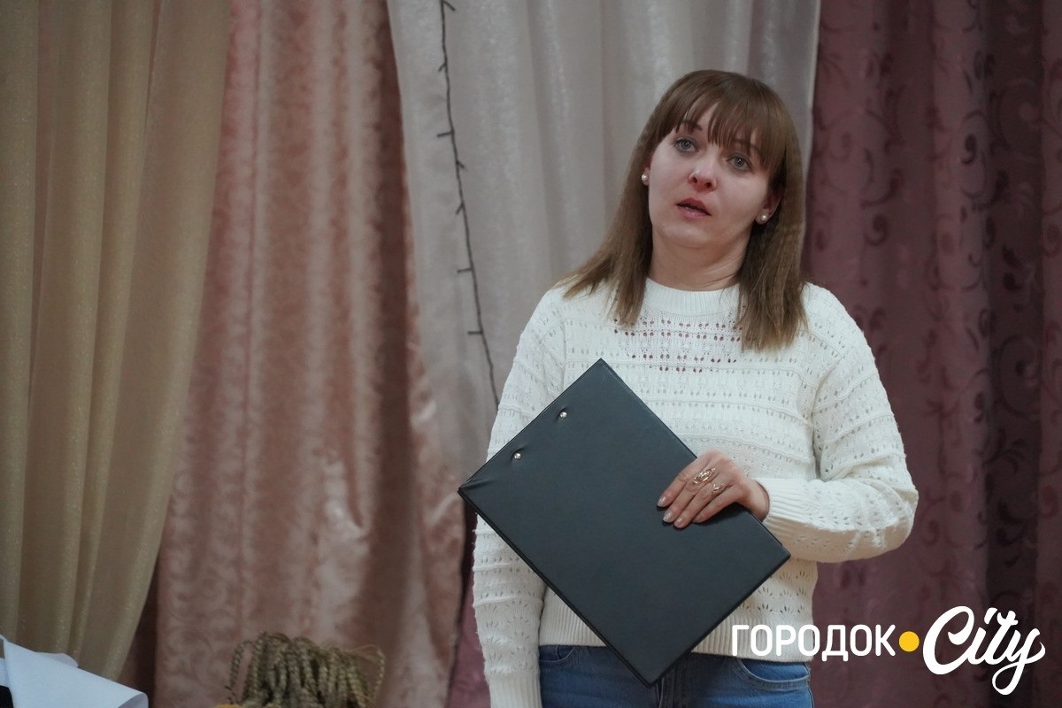 Слова, опалені війною: у клубі «Надвечір’я» читали поезію до річниці великої війни