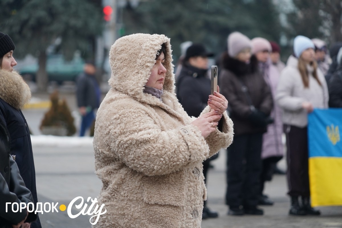 Навіки в строю: городоччани вшанували пам’ять 22-річного Микити Вишневського