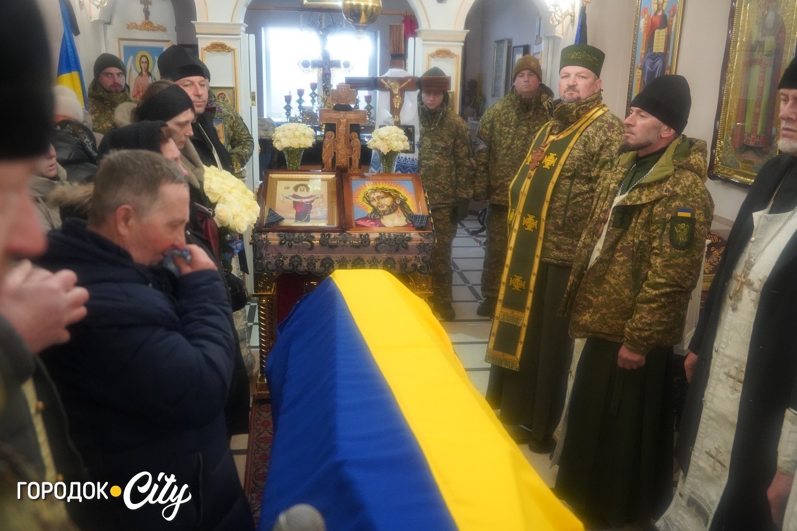 Рік вважався зниклим безвісти: у Лісоводах попрощалися із нацгвардійцем Сергієм Повхом