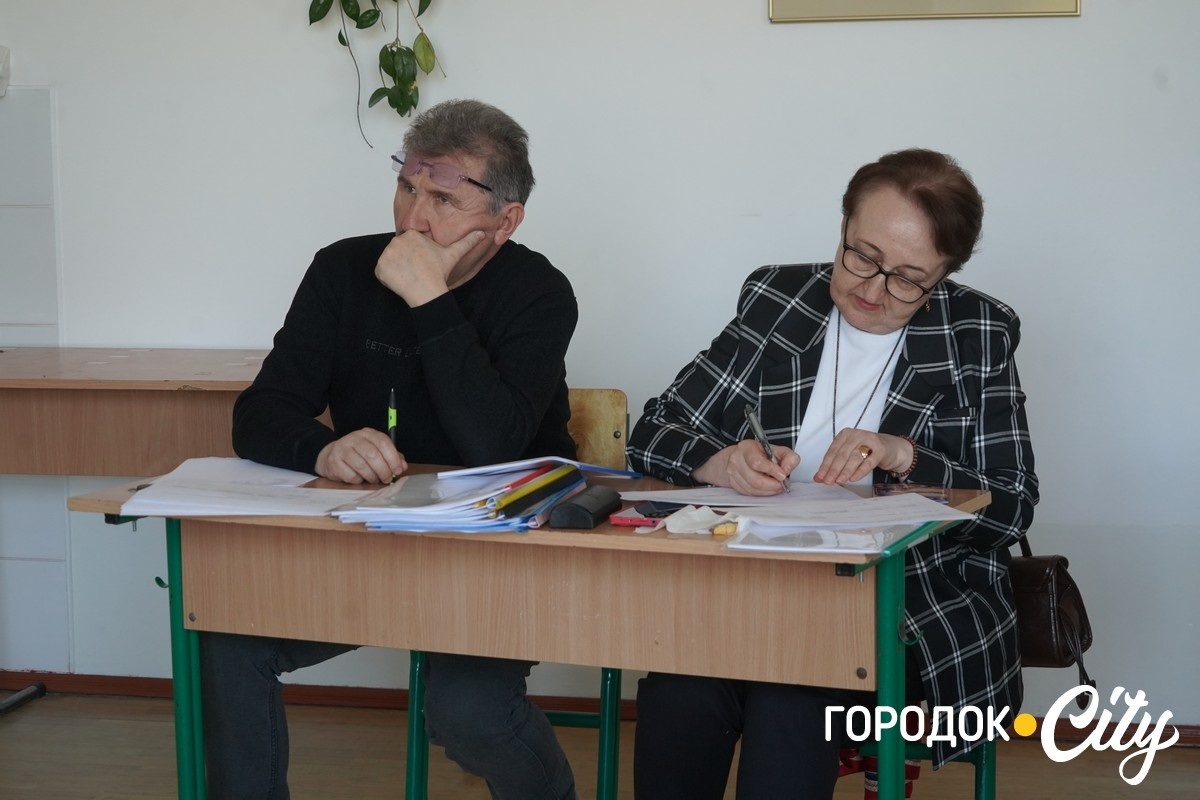 Перший крок у велику науку: як юні городоччани захищали свої перші дослідження