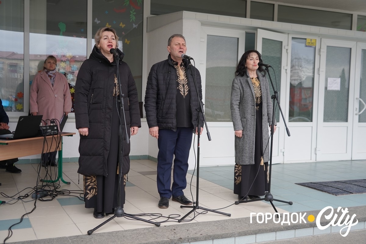 У Городку відкрили меморіальну дошку полеглому захиснику Павлу Бориті
