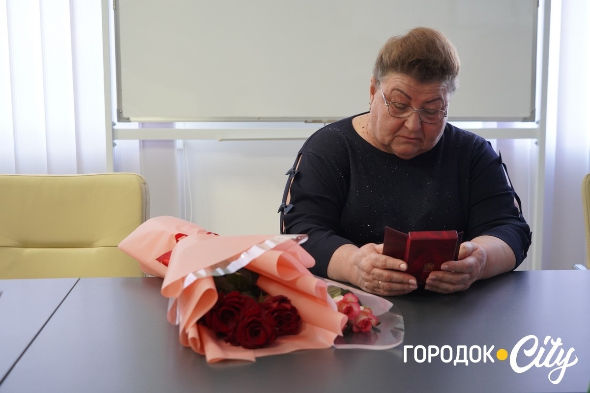 Про них пам’ятають. Рідним трьох захисників із Городоччини передали посмертні нагороди синів