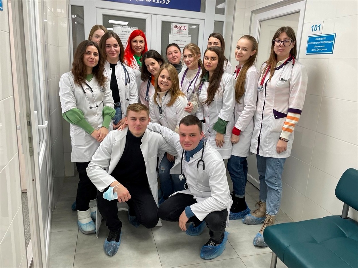 Дружня 20-та група.