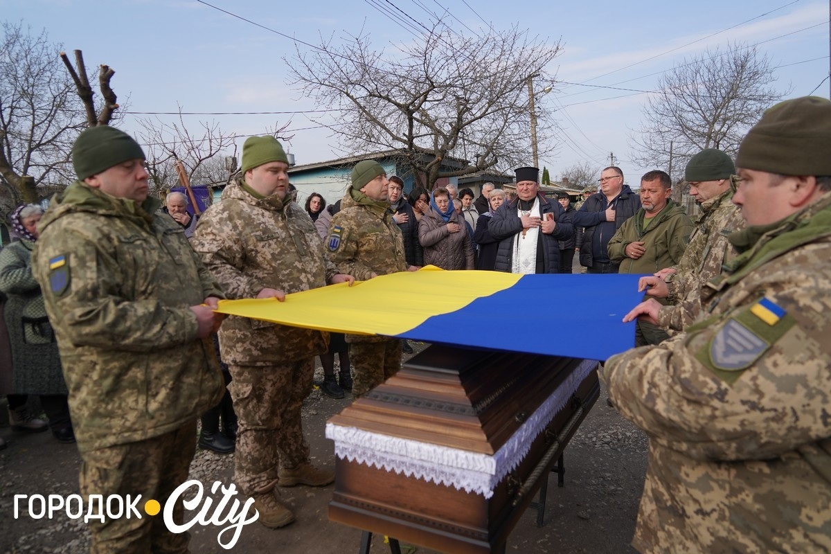 Городоччина попрощалася із 39-річним захисником Дмитром Мнюхом