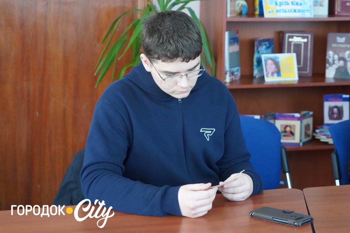 40 років потому: у Городку ліквідатор ЧАЕС розповів школярам правду про катастрофу у Чорнобилі