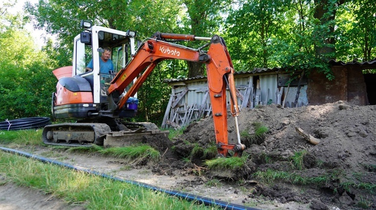 Від радянських машин до сучасних самоскидів. Як оновлюють автопарк комунальників у місті Городок