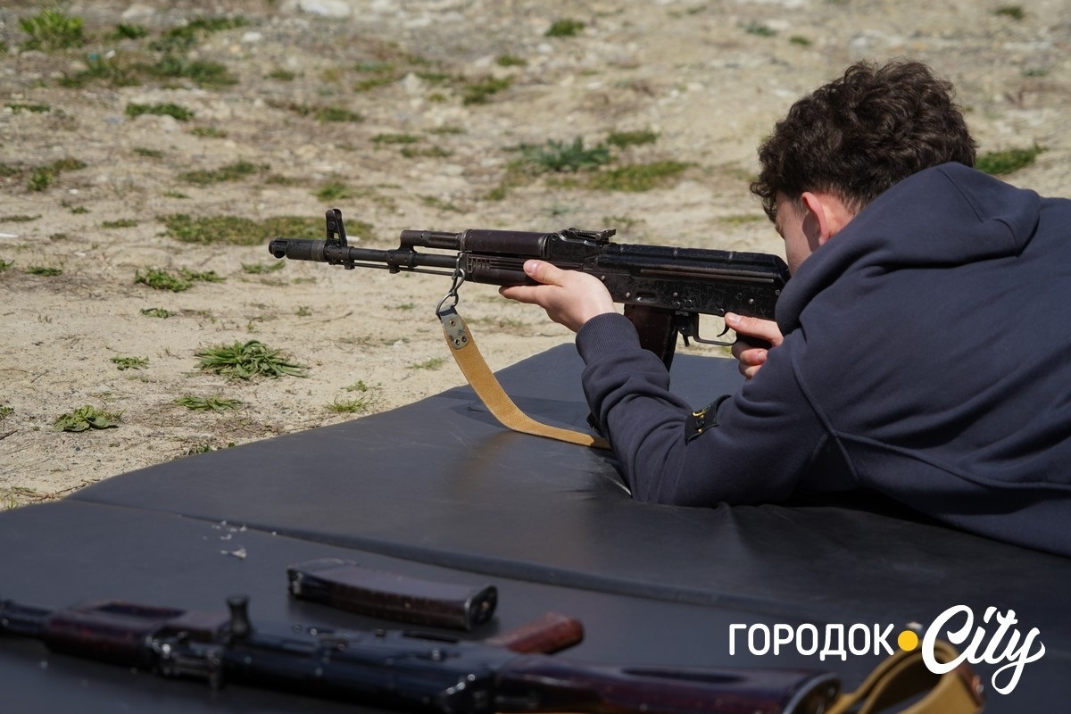 Практика на полігоні. Школярі Городоцької громади пройшли вогневу підготовку