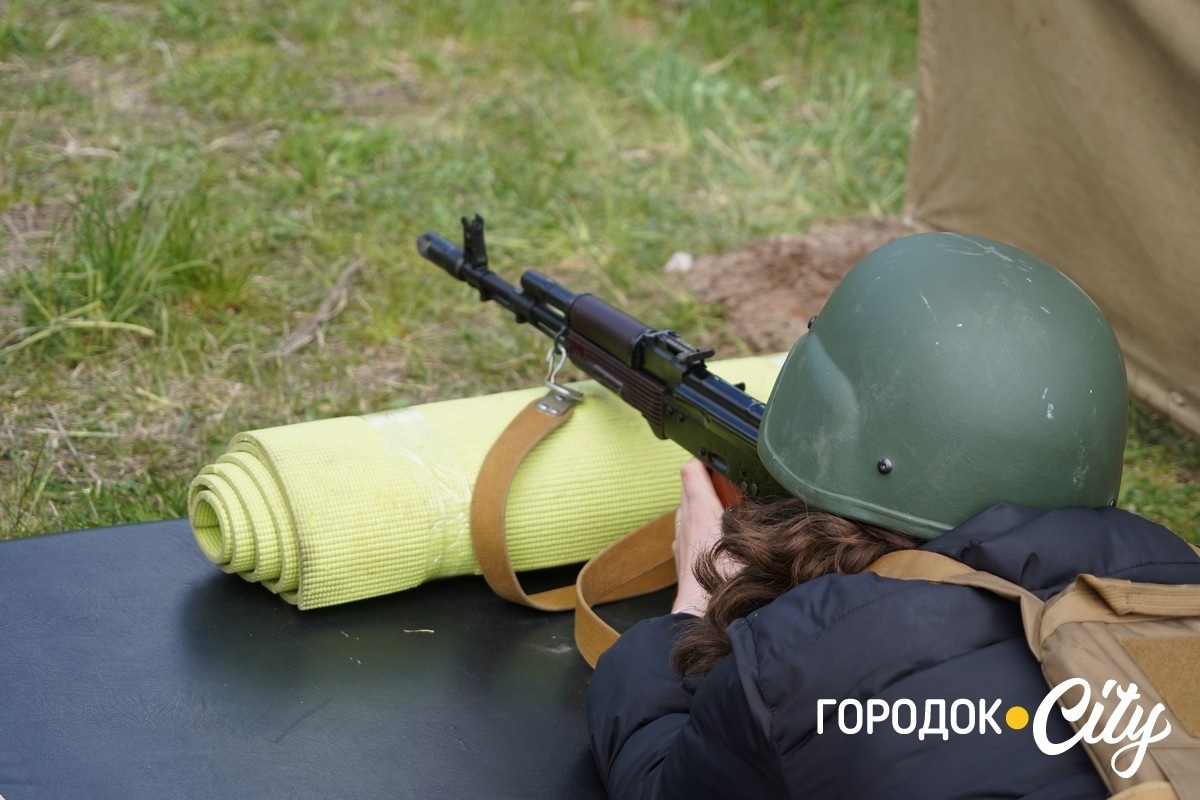 Практика на полігоні. Школярі Городоцької громади пройшли вогневу підготовку