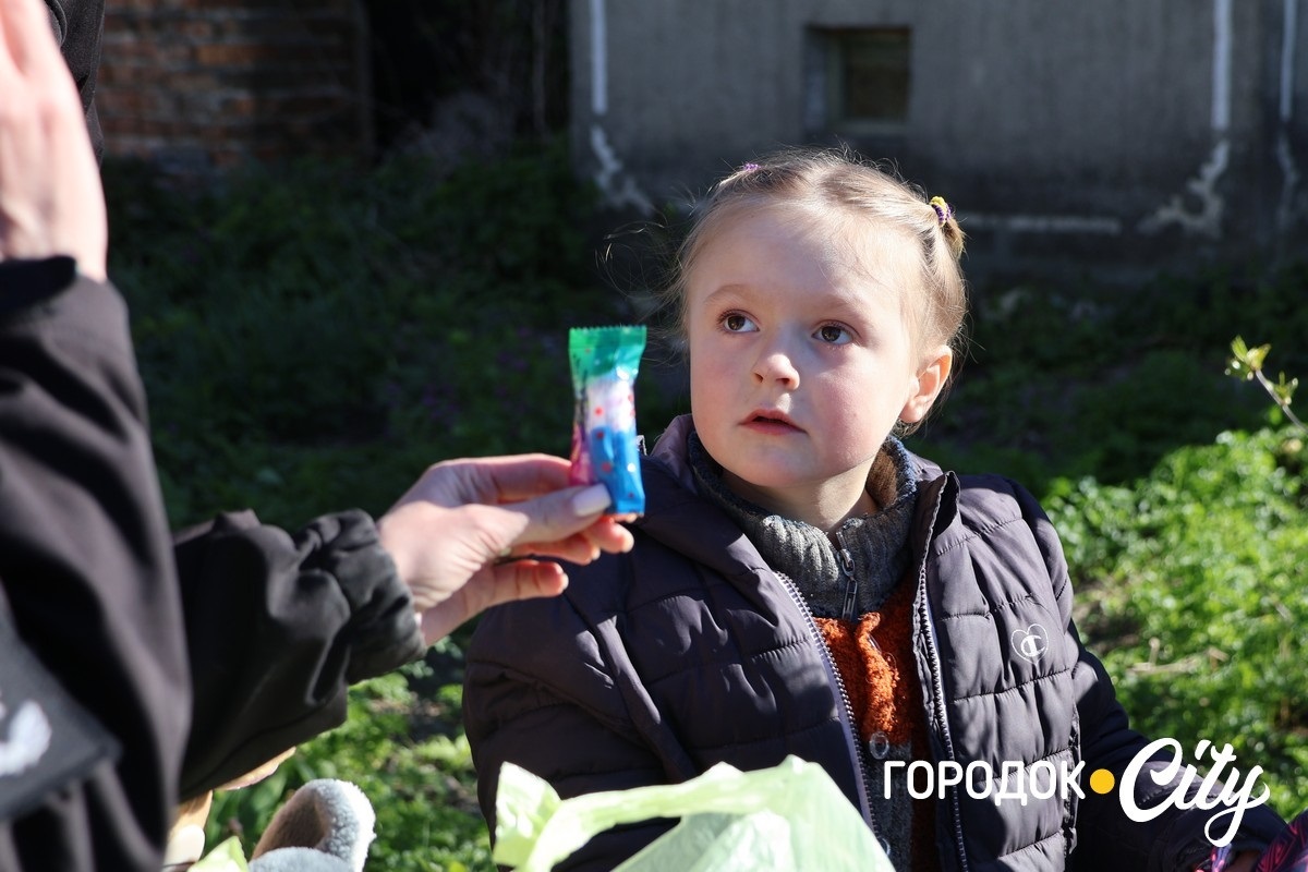 Три родини на Городоччині отримали допомогу від закордонних благодійників