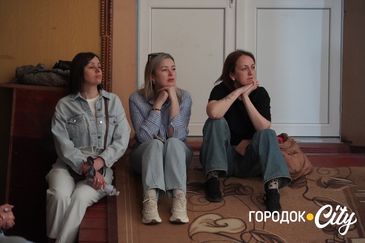 «Серця, що діють». Учні Городоцького ліцею №1 організували концерт на підтримку ЗСУ