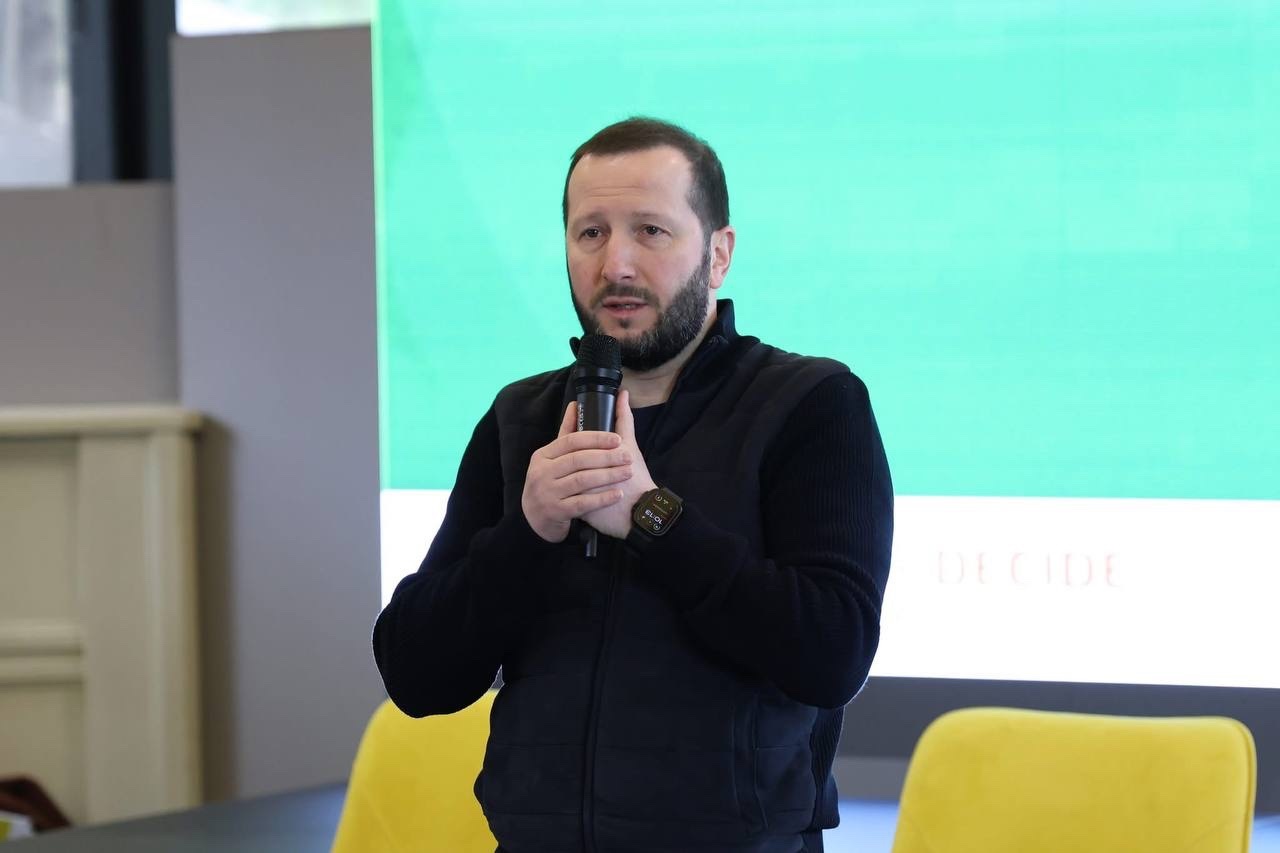 Старости з Городоцької громади взяли участь у Всеукраїнському саміті в Сатанові