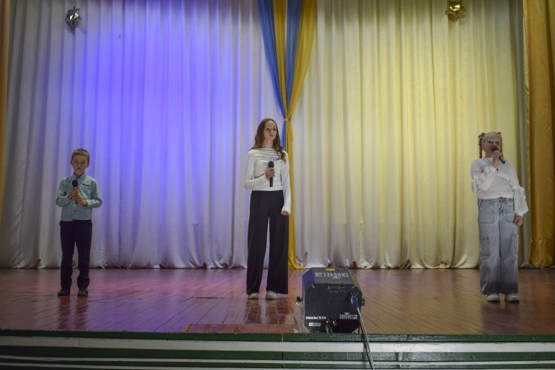 Молитва, музика і вдячність. Як у Сатанові відзначили День матері