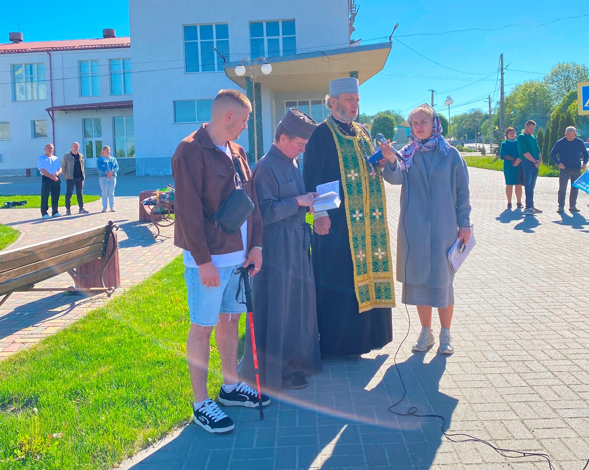 «Безвісти зниклий — не забутий»: у Сатанові відбулася мирна акція на підтримку родин військових