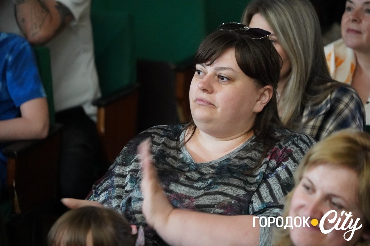Східні мотиви у Городку. Колектив «Divus» відзвітував концертом «Моя сім’я, моє життя»