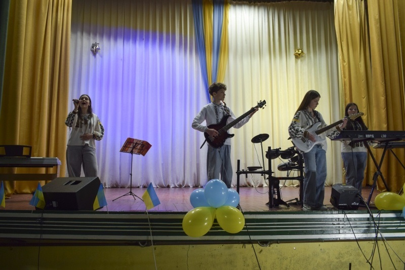 10 років творчості, музики й дитячих талантів: у Сатанові відбувся звітний концерт школи мистецтв
