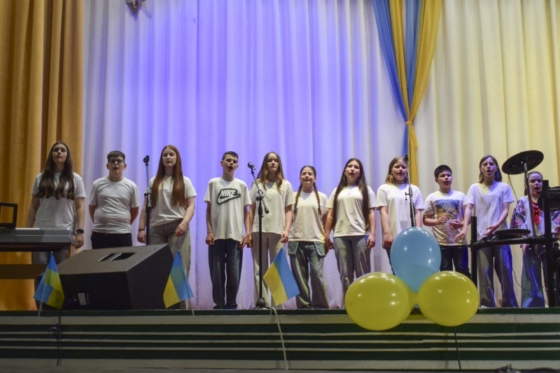 10 років творчості, музики й дитячих талантів: у Сатанові відбувся звітний концерт школи мистецтв