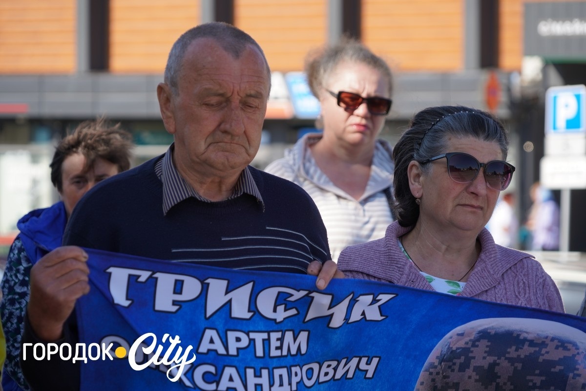 У Городку відкрили «Серце надії» на підтримку родин зниклих безвісти військових