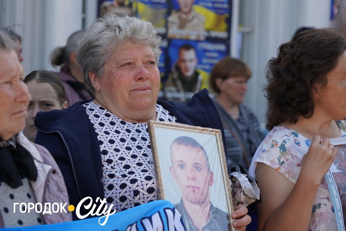 У Городку відкрили «Серце надії» на підтримку родин зниклих безвісти військових