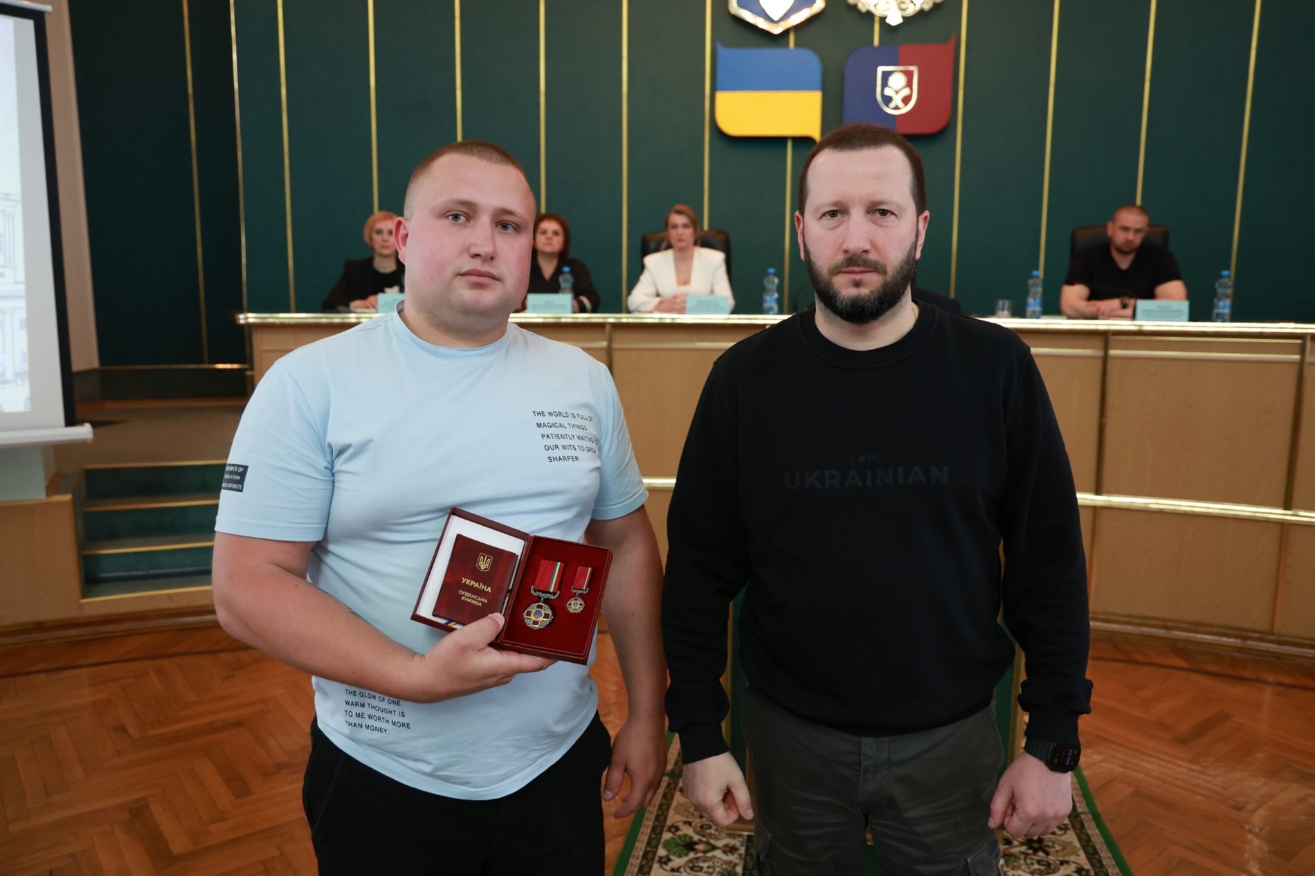 Сергій Тюрін вручив високі нагороди визначним подолянам