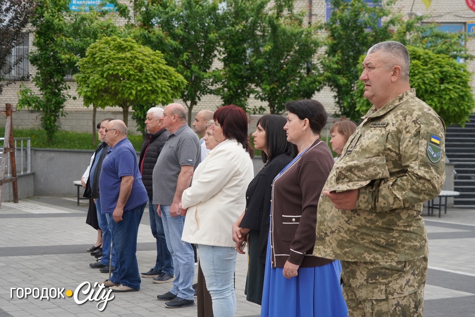 Громада вшанувала пам'ять захисників Сергія Токаря та Віталія Косовського