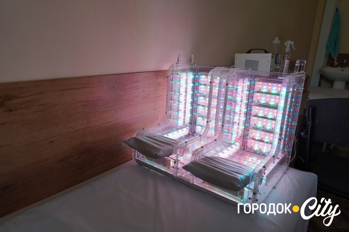 Чи зручний Городок для всіх: у місті перевірили громадські простори