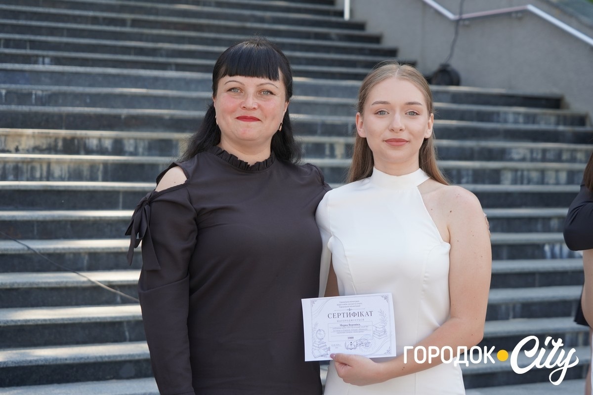 «Інтелект Городоччини — 2026». У Городку відзначили найуспішніших учнів і педагогів