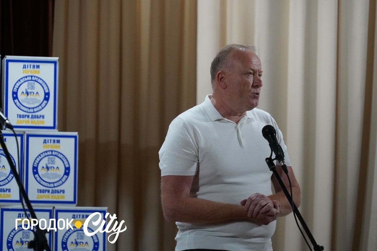 Тепло для тих, хто живе в очікуванні: у Городку підтримали родини військових