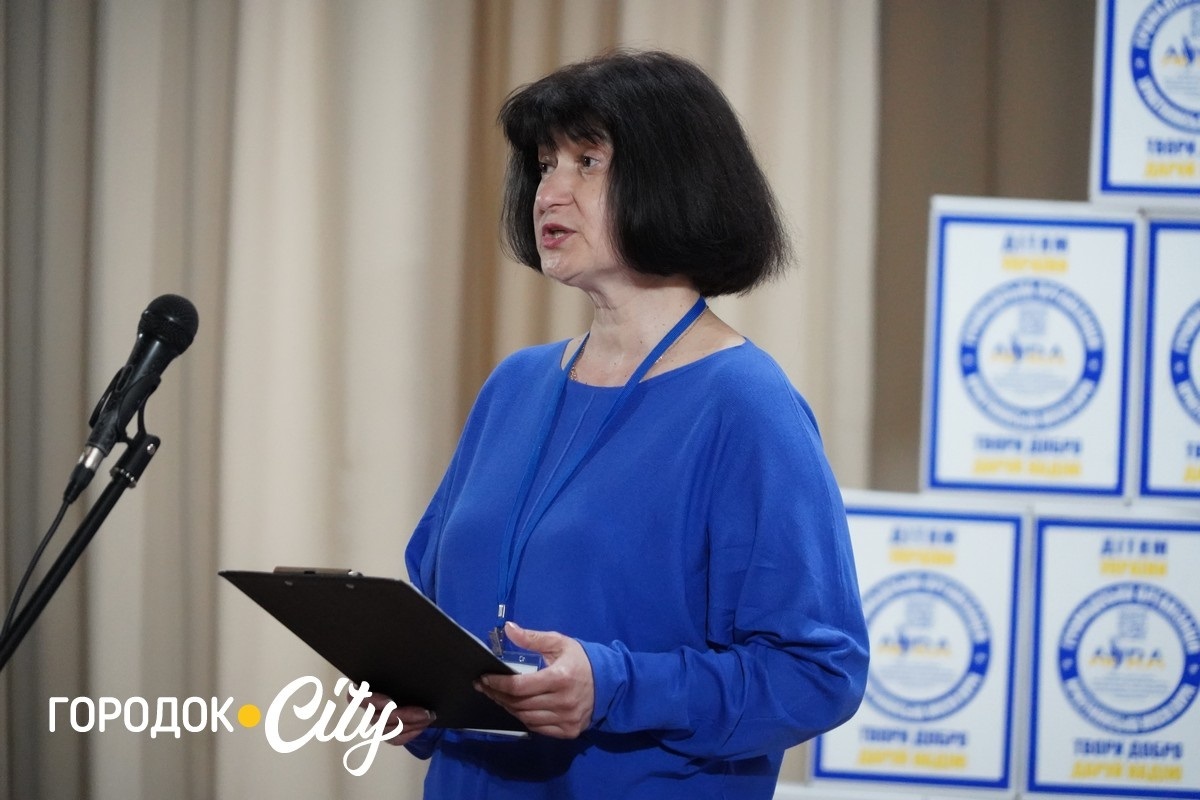 Тепло для тих, хто живе в очікуванні: у Городку підтримали родини військових