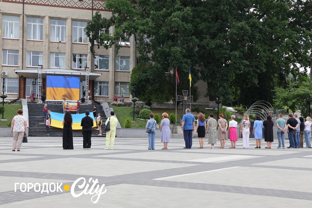 Майстер татуювання, який став воїном: у Городку вшанували пам’ять Олега Будуся