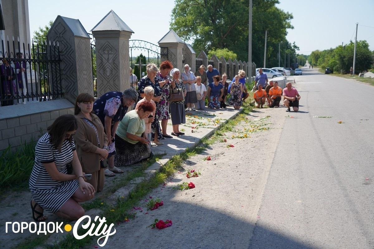 Майстер татуювання, який став воїном: у Городку вшанували пам’ять Олега Будуся