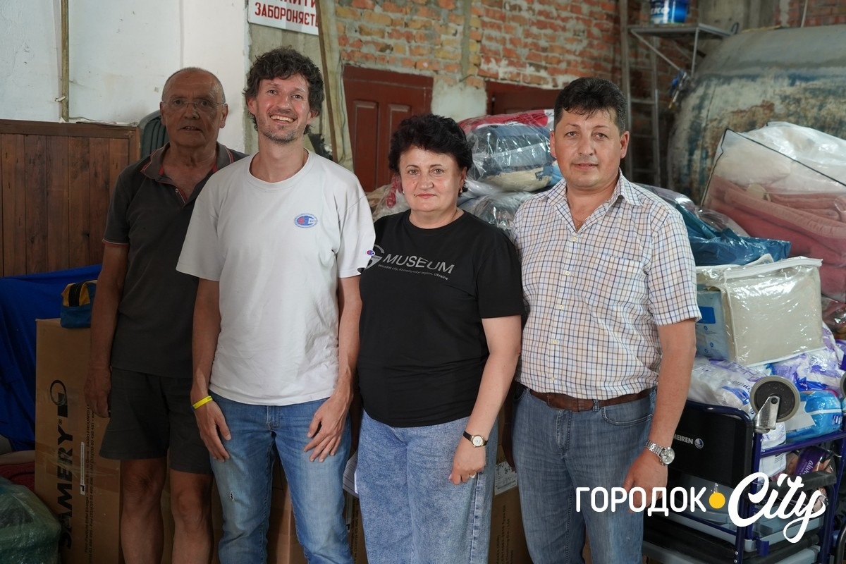 Городоччани та францзькі волонтери.