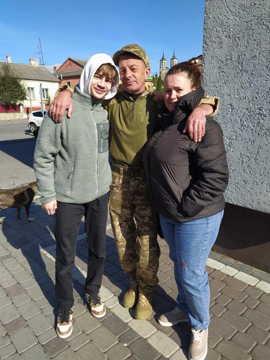 «Для тата сім'я завжди була найбільшою цінністю»: історія Юрія Лісовика очима доньки