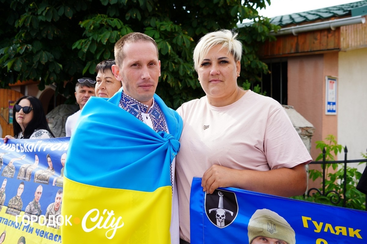 Іван Волощук та Оксана Бурячек.