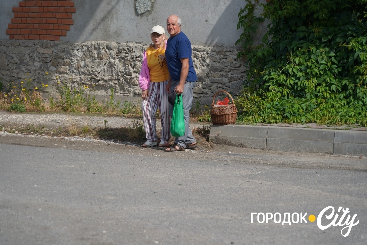 У Сатанові провели автопробіг на підтримку зниклих безвісти та полонених