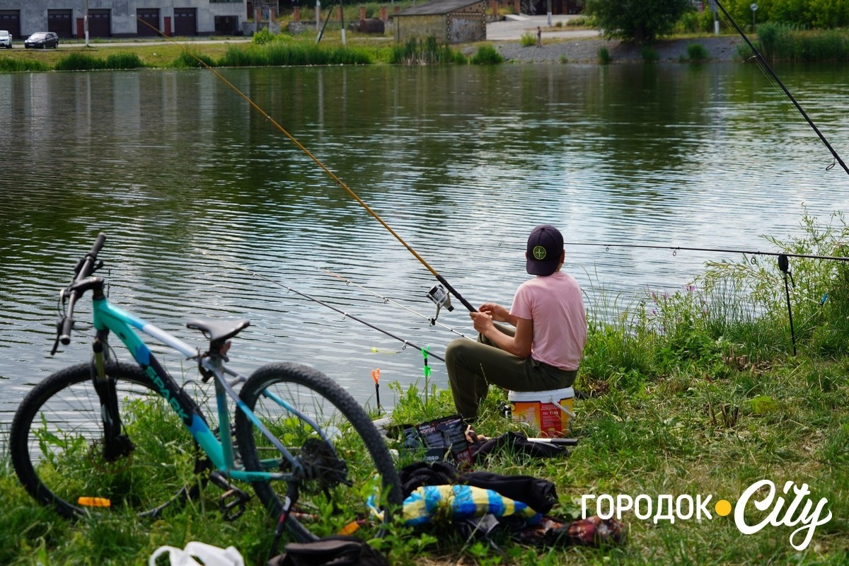 У Городку вперше провели дитячі змагання з риболовлі